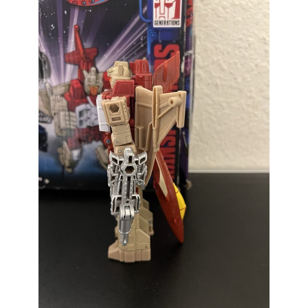 Transformers Legacy United Doom 'N Destruction Breakdown & Windsweeper - Picture 9 of 14